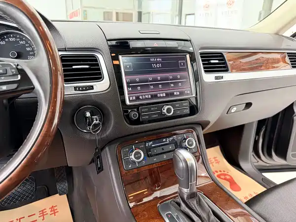 Volkswagen Touareg 2011