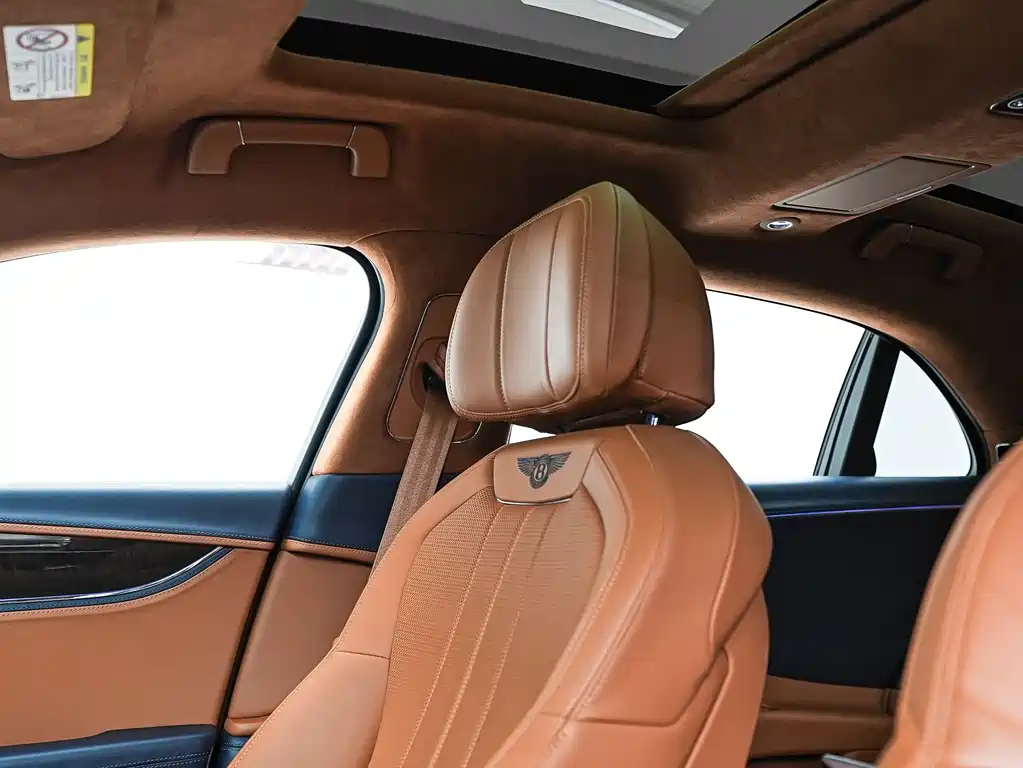 Bentley Flying Spur 2020 — фото 21