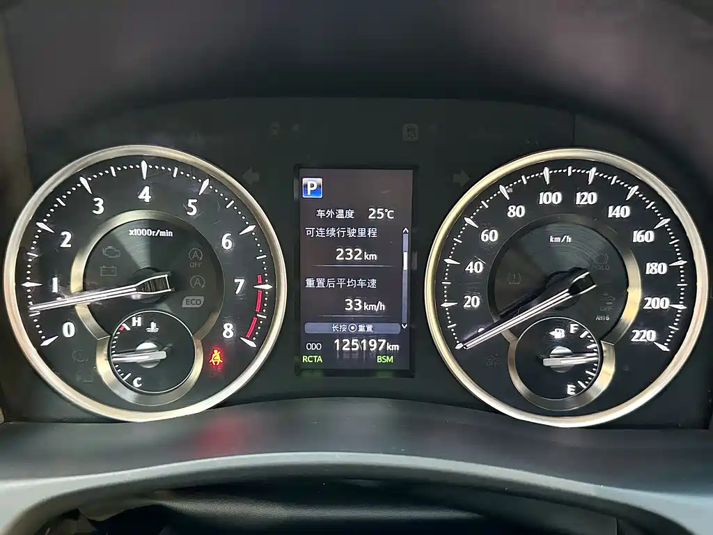 Toyota Alphard 2019 — фото 27