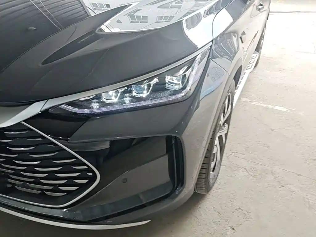BYD Tang New Energy 2025 — фото 24