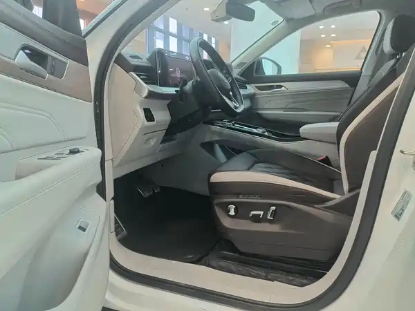 Volkswagen Tavendor 2022