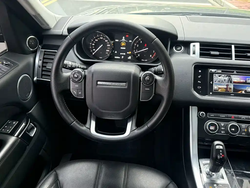 Land Rover Range Rover Sport 2016 — фото 7