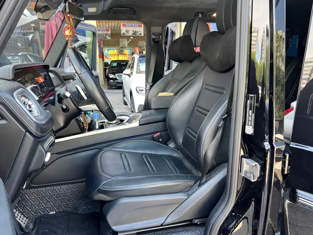 Mercedes-Benz G-Class 2023 — фото 19
