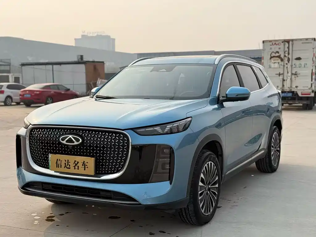Chery Tiggo 8 PLUS C-DM 2024 — фото 1