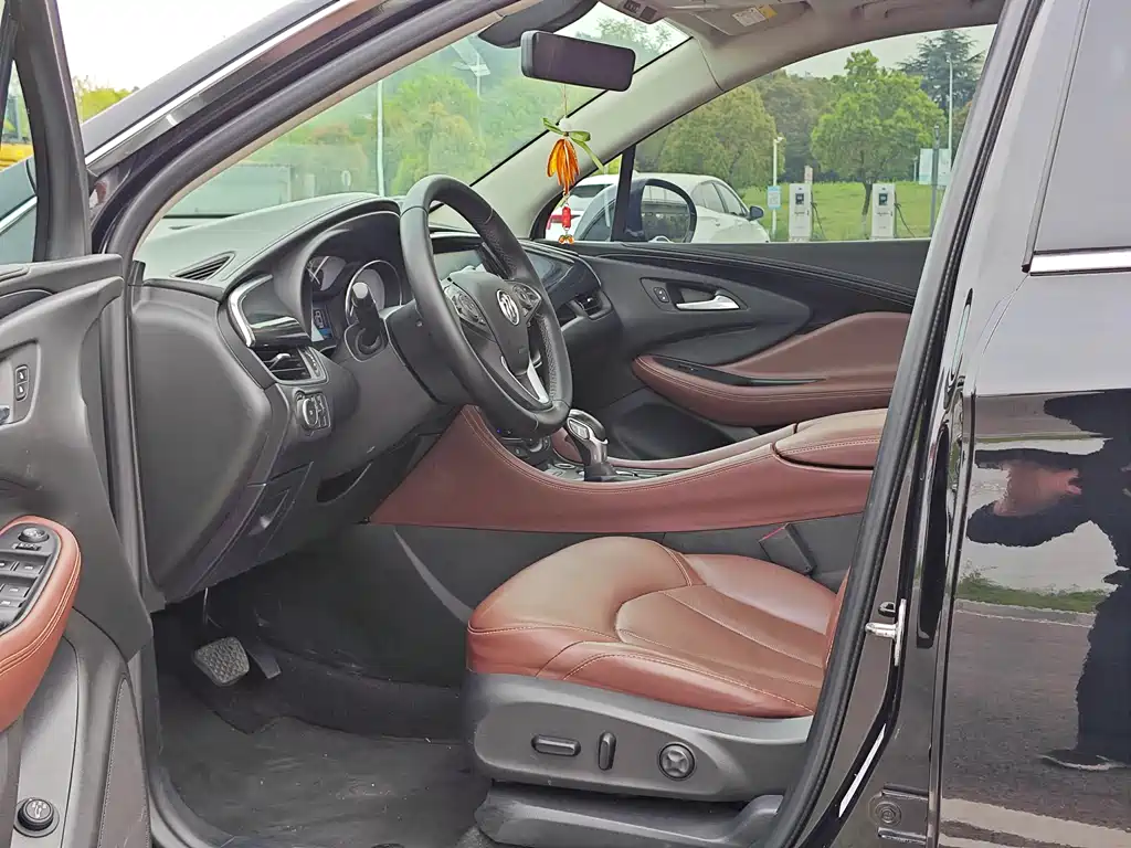 Buick Envision Plus 2021 — фото 10