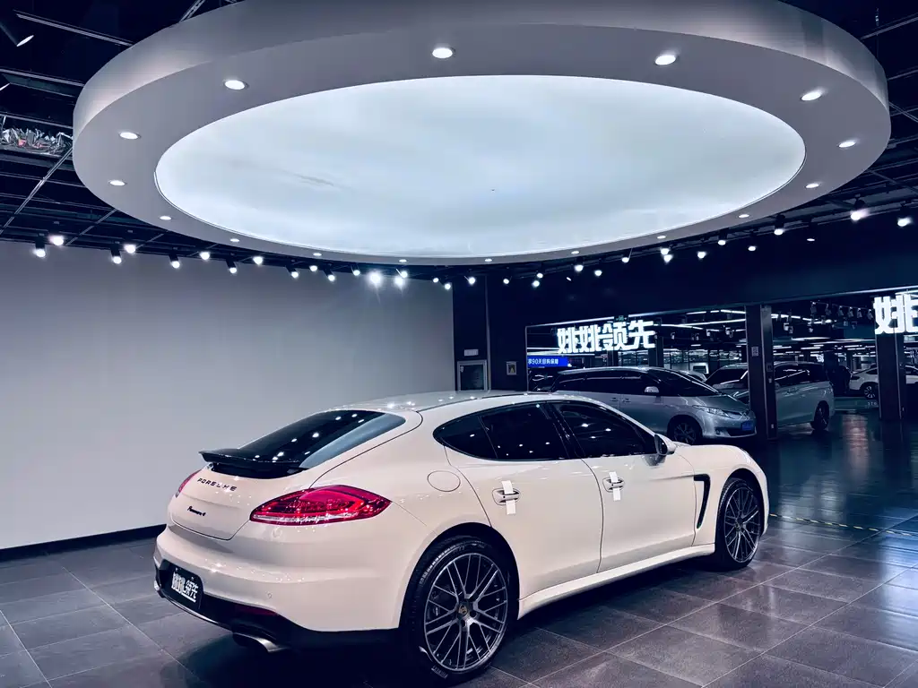 Porsche Panamera 2014 — фото 3
