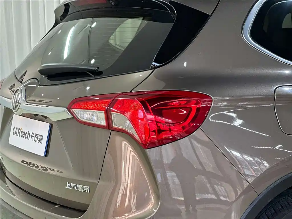 Buick Envision Plus 2017 — фото 14