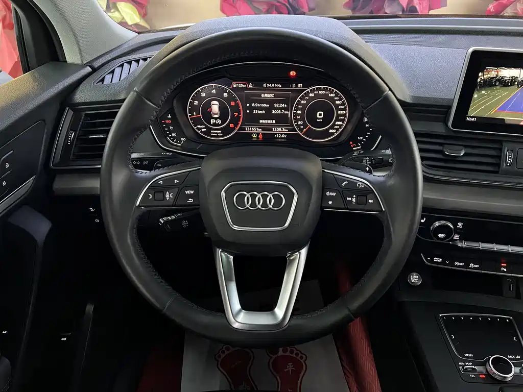 Audi Q5L 2019 — фото 8