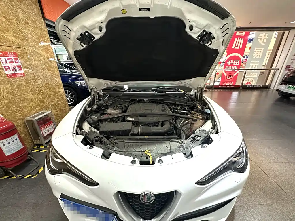 Alfa Romeo Stelvio 2018