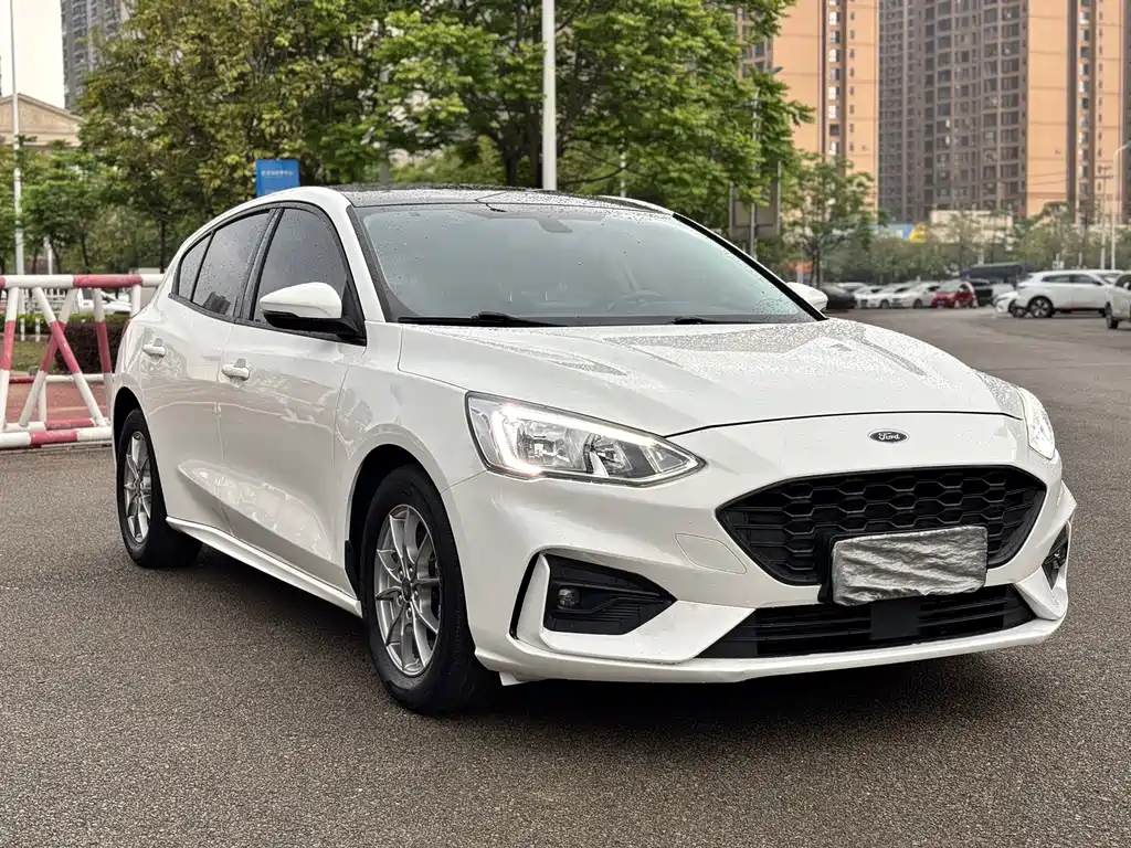 Ford Focus 2020 — фото 3