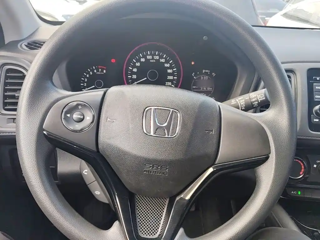 Honda Vezel 2017 — фото 11