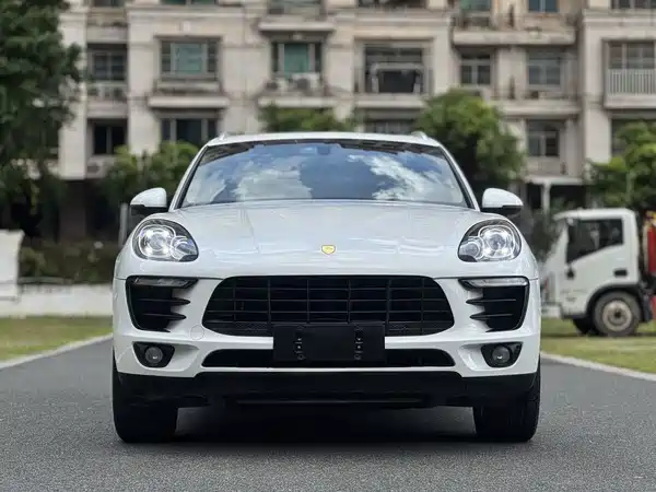 Porsche Macan 2015