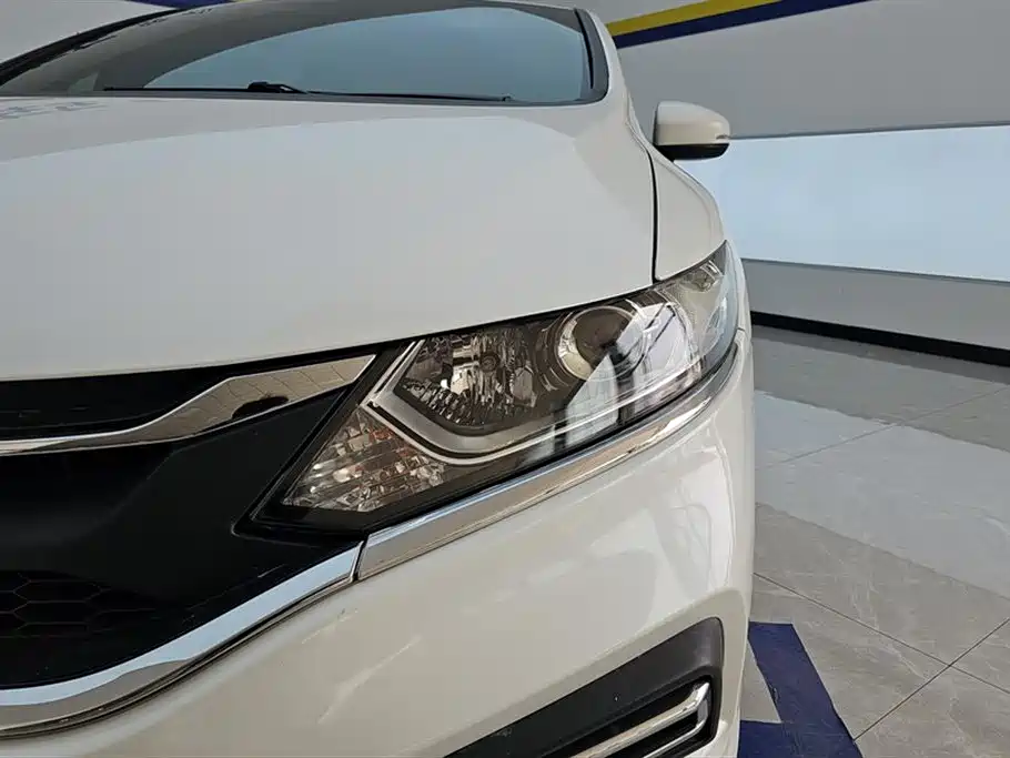 Honda Jade 2018