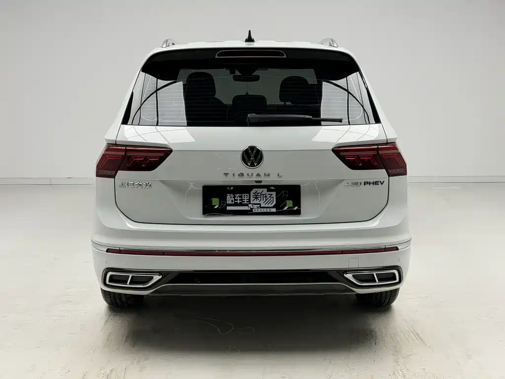 Volkswagen Tiguan L Plug-In Hybrid 2024 — фото 5