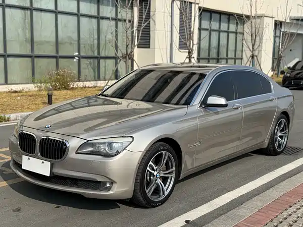 BMW 7 Series 2011