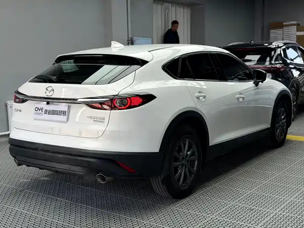 Mazda CX-4 2021