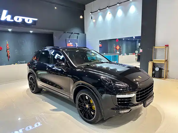 Porsche Cayenne 2016