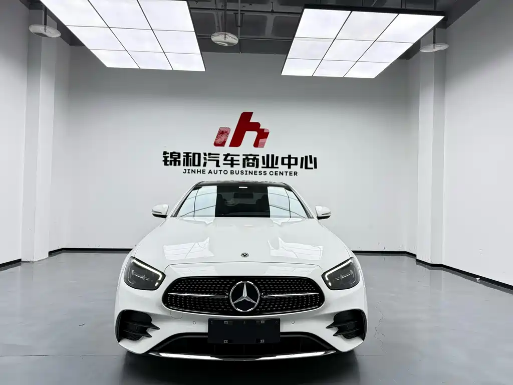 Mercedes-Benz E-Class 2023 — фото 1