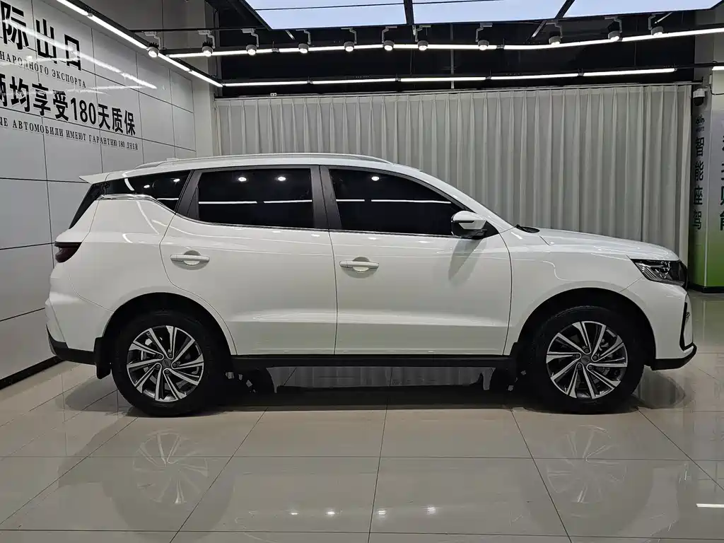 Geely Vision X6 2022