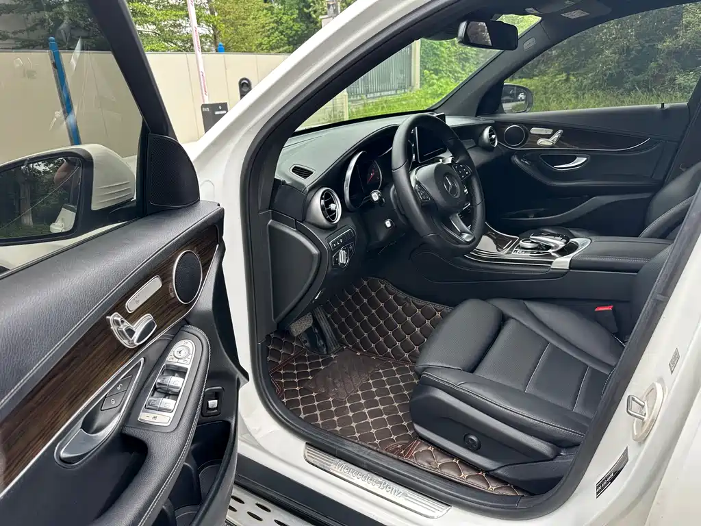Mercedes-Benz GLC 2018