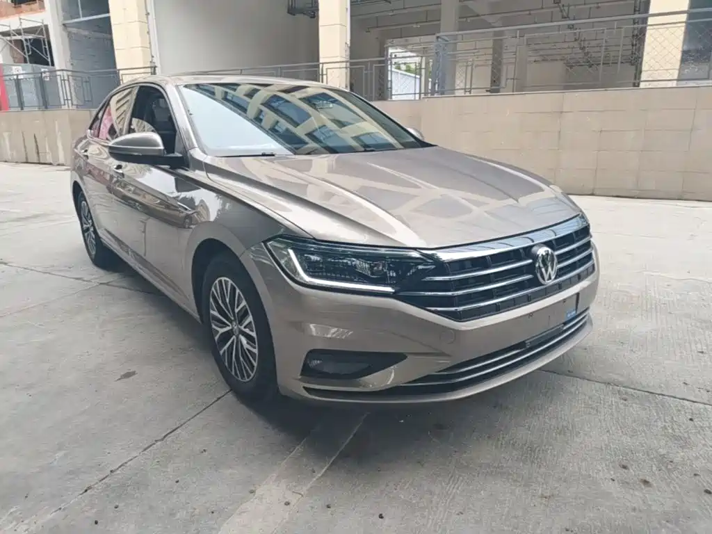 Volkswagen Sagitar 2020