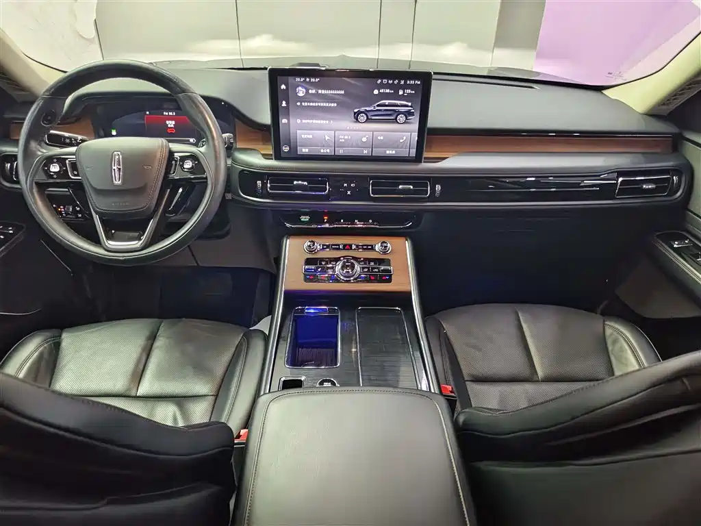 Lincoln Aviator 2020 — фото 12