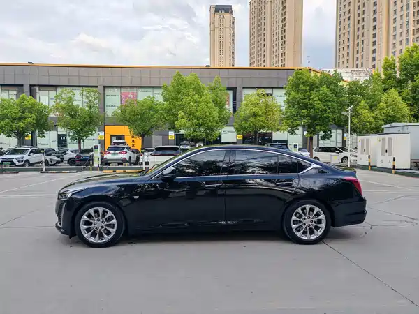Cadillac CT5 2024