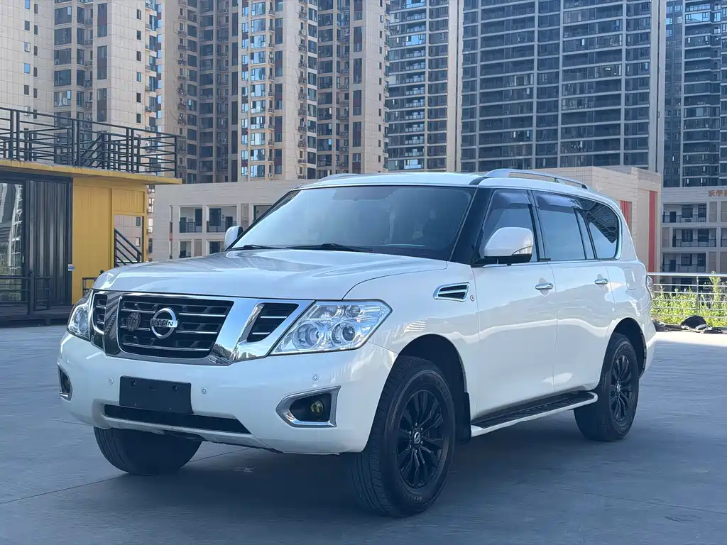 Nissan Patrol 2018 — фото 1