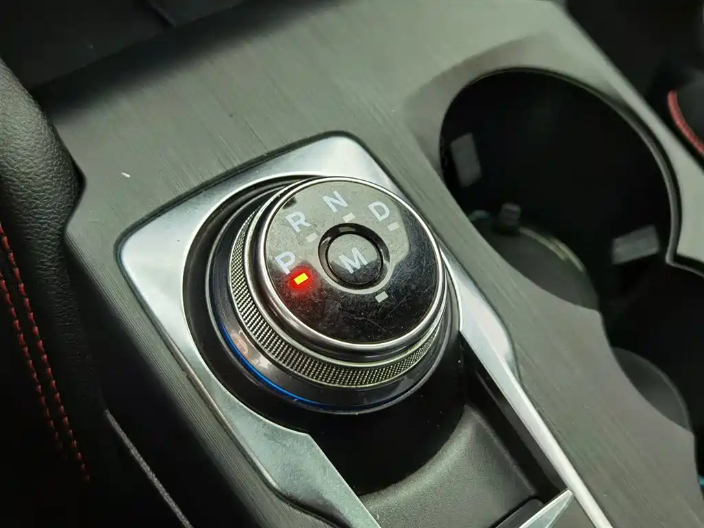 Ford Focus 2020 — фото 13