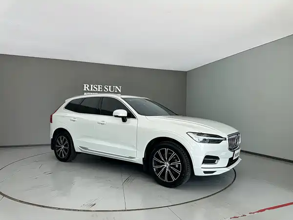 Volvo XC60 2021