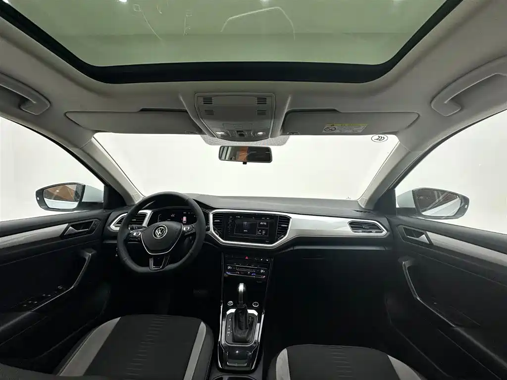 Volkswagen T-Roc 2022 — фото 17