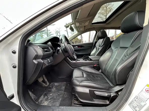 Hongqi H5 2020