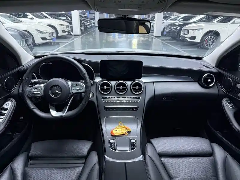 Mercedes-Benz C-Class 2021