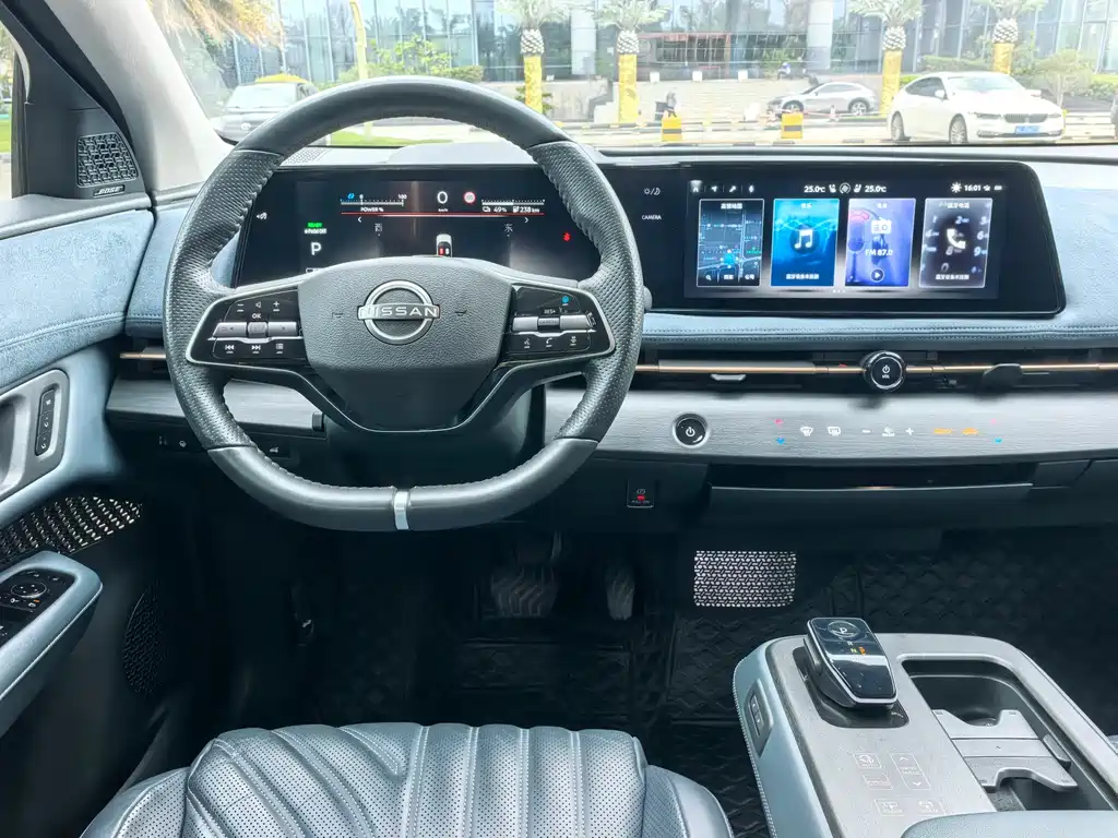 Nissan Ariya 2022 — фото 10