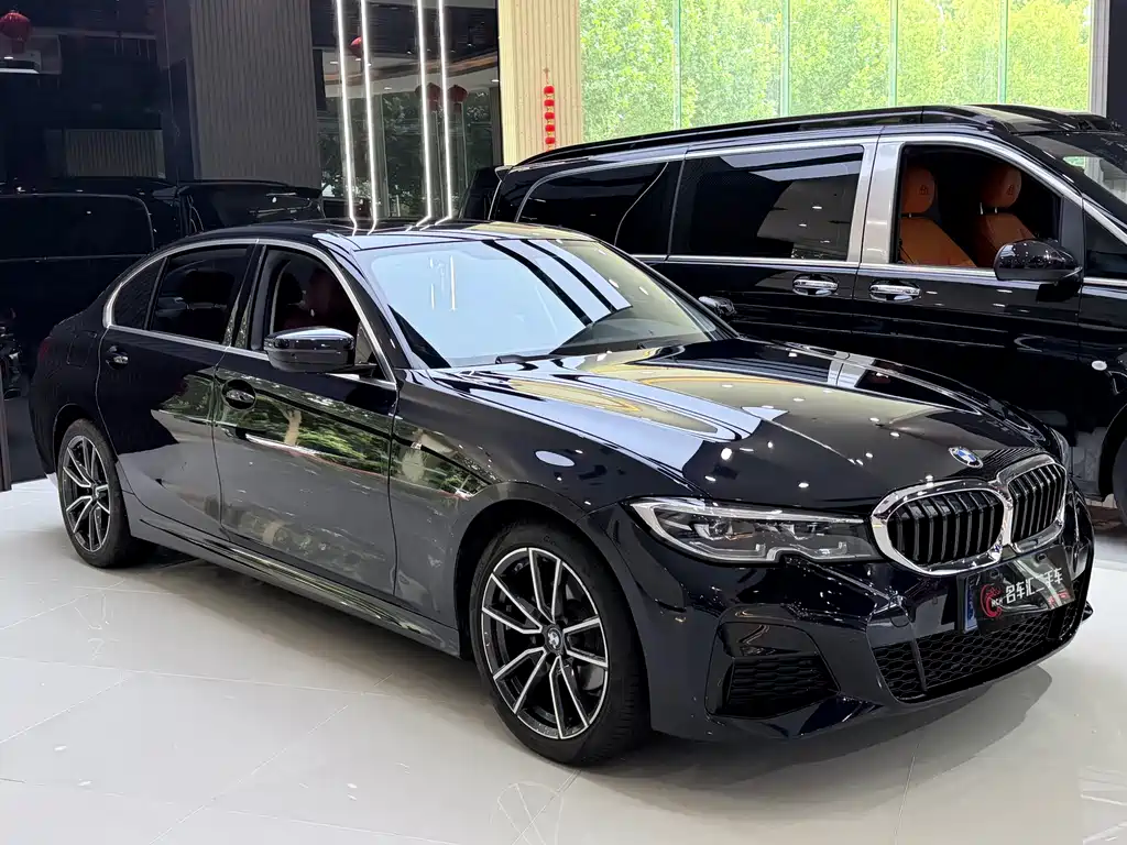 BMW 3 Series 2022