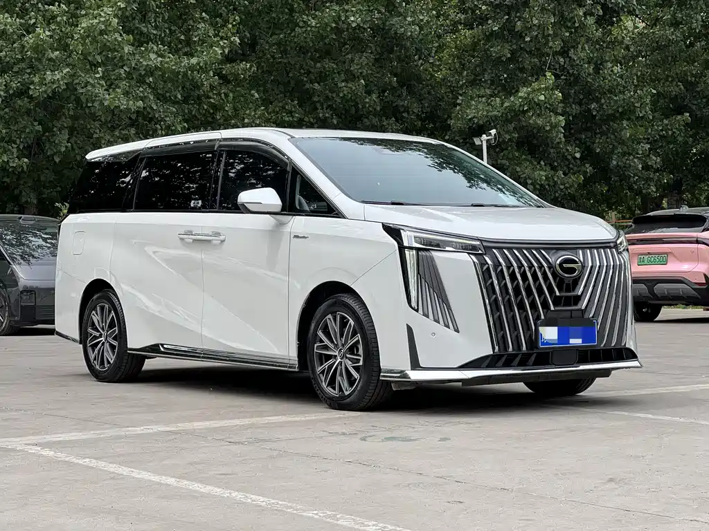 GAC Motor Trumpchi M8 2024 — фото 3