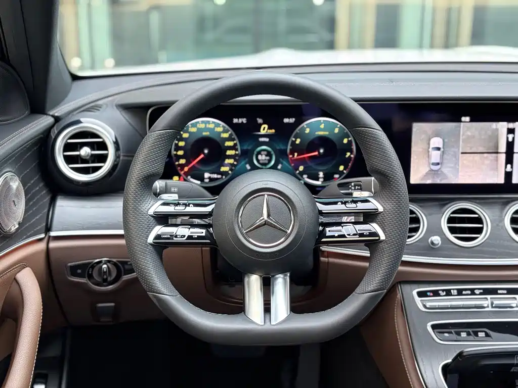 Mercedes-Benz E-Class 2021