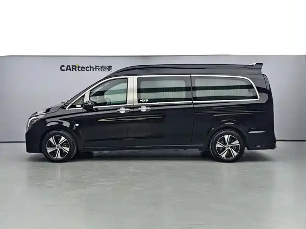 Mercedes-Benz Vito 2024