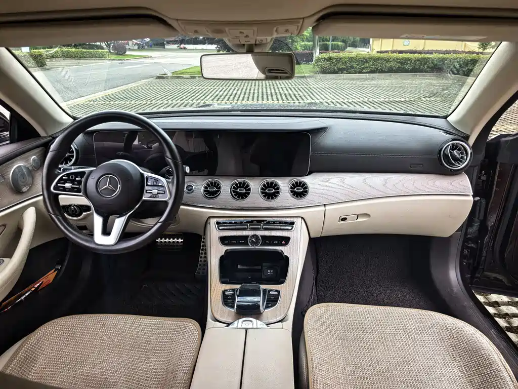Mercedes-Benz E-Class 2019