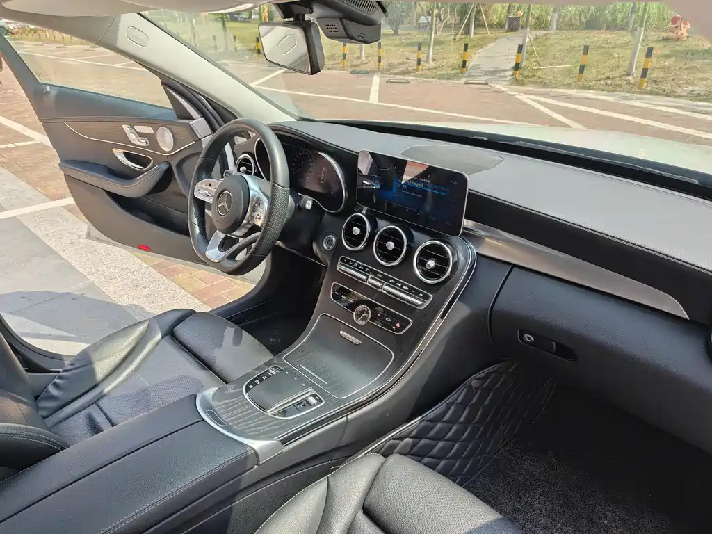 Mercedes-Benz C-Class 2022 — фото 14