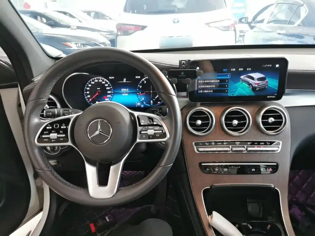 Mercedes-Benz GLC 2020 — фото 10