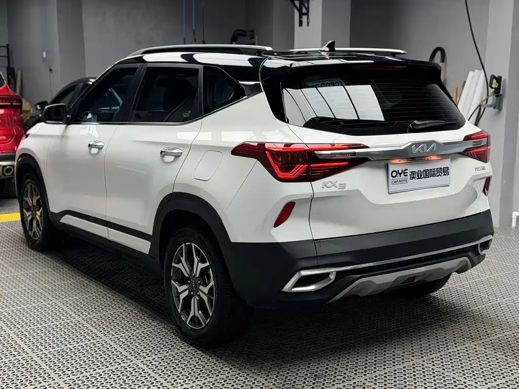 Kia KX3 2022 — фото 4