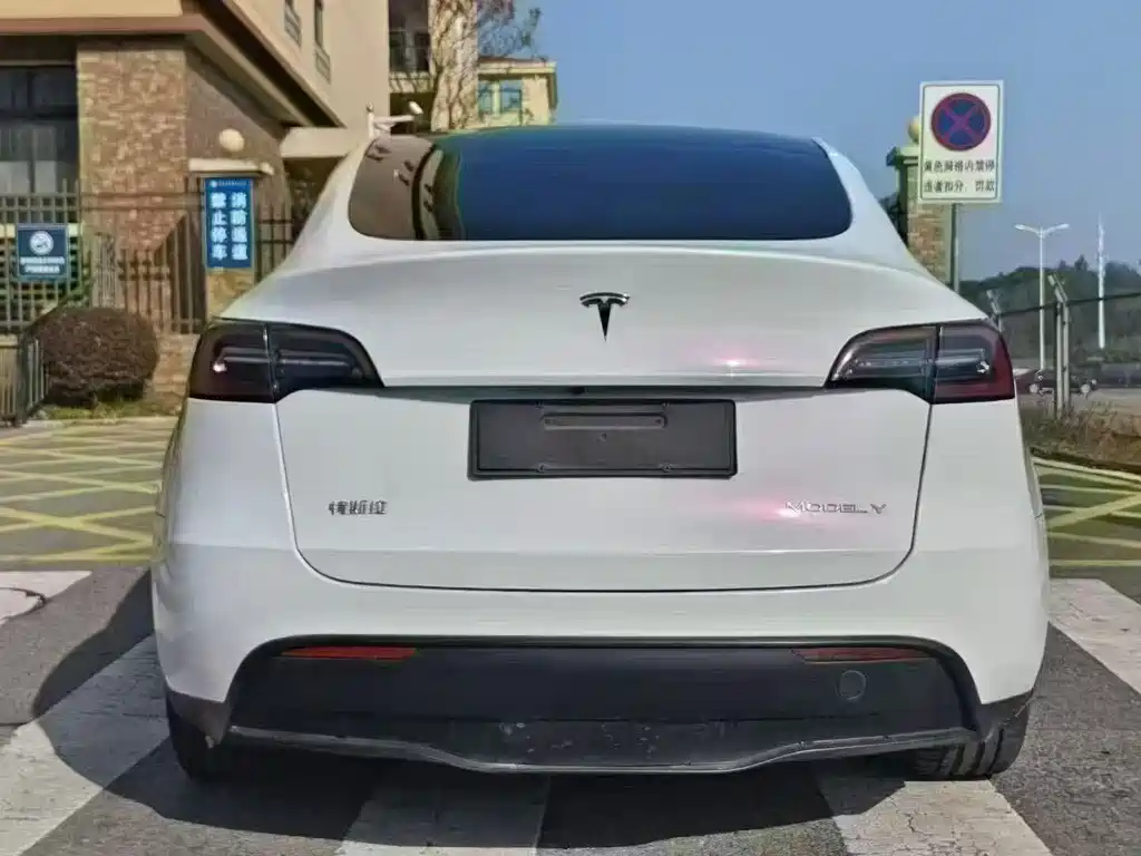 Tesla Model Y 2021 — фото 5