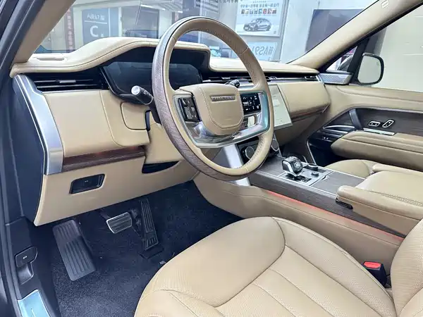 Land Rover Range Rover 2025