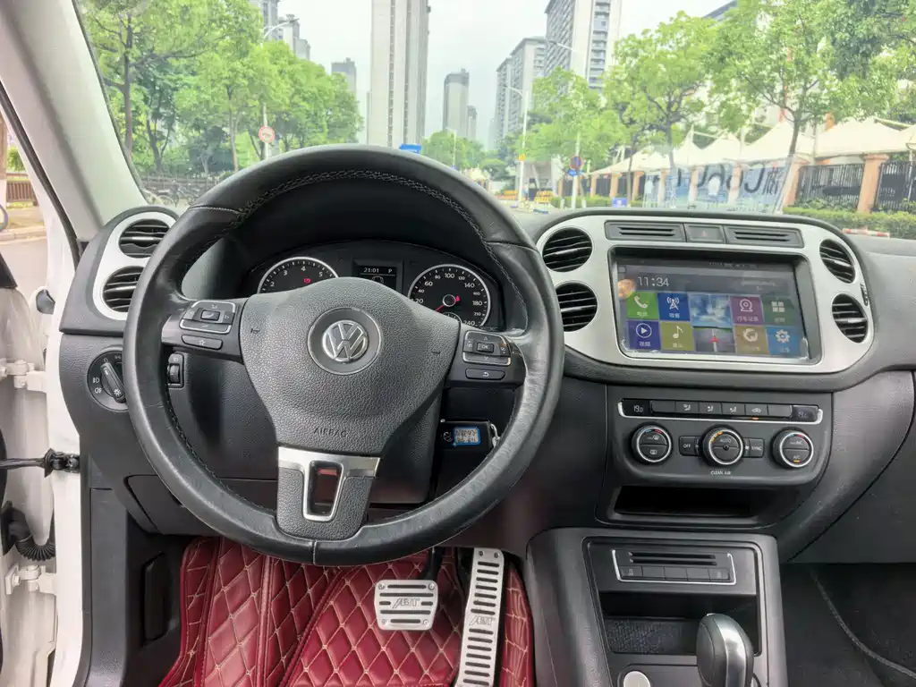 Volkswagen Tiguan 2016 — фото 14