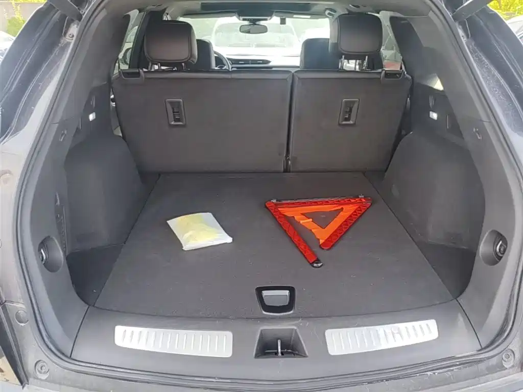 Cadillac XT5 2023 — фото 19