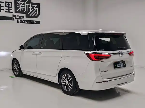 Buick GL8 2021