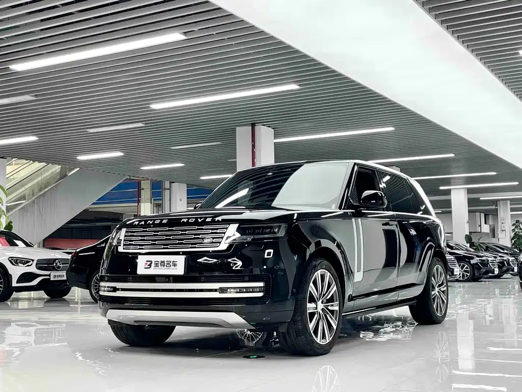 Land Rover Range Rover 2025 — фото 1