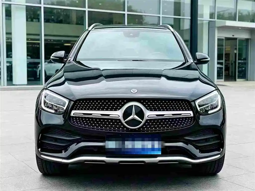 Mercedes-Benz GLC 2023