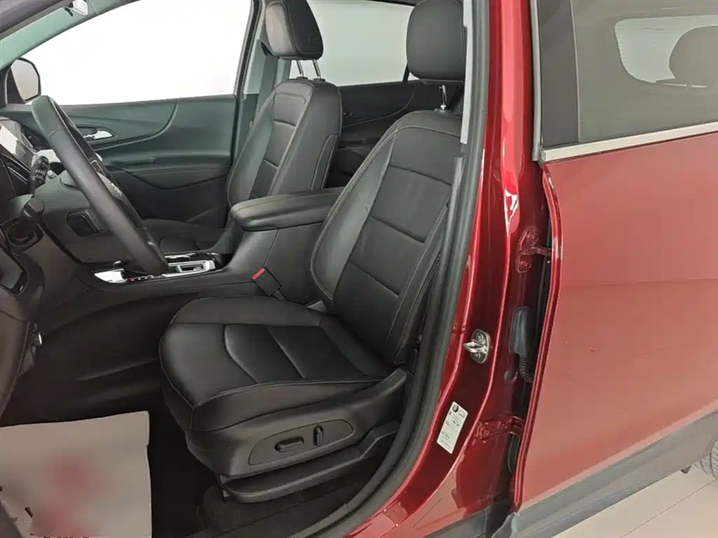 Chevrolet Equinox 2021 — фото 15